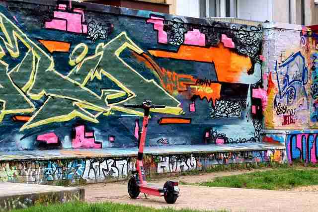 【网感视角】每日大赛国内直播弹幕节奏波动分析,翻车警告